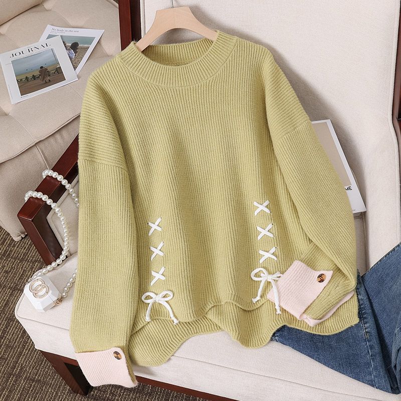 Pull en tricot épais pour femmes avec des détails de lacets ludiques Chic & Stil