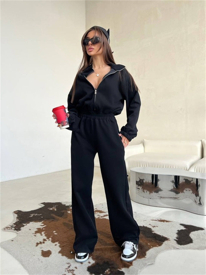 Women's sporty fleece tracksuit with high collar and elastic waistband Lune London