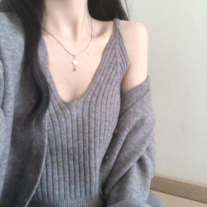 Cardigan pour femmes avec une coupe décontractée et un matériau doux Chic & Stil