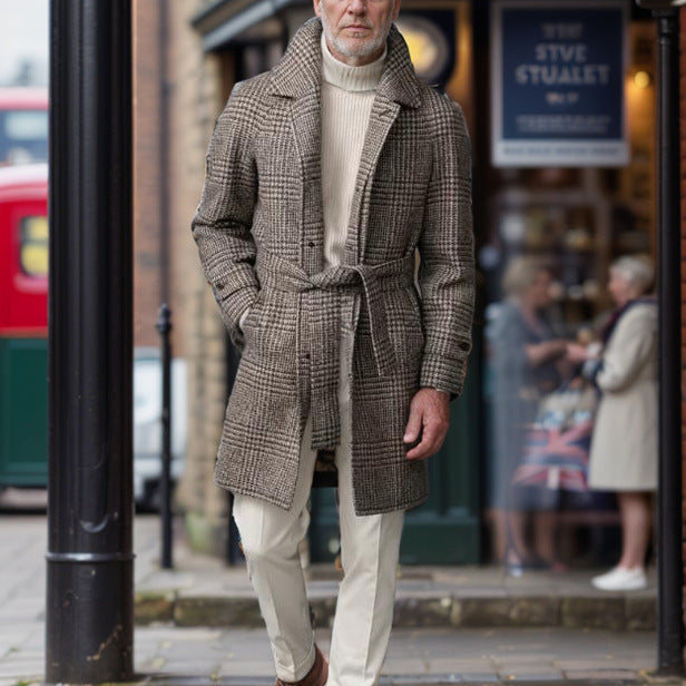 Fashionable trench coat for men with practical pockets and modern fit Amarae