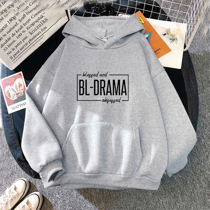 Women's hoodie with modern statement print Chic & Stil