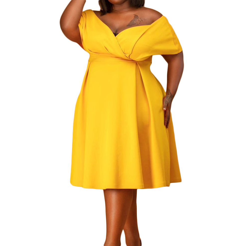 Evening dresses for women with a fluid skirt and elegant draping Lune London