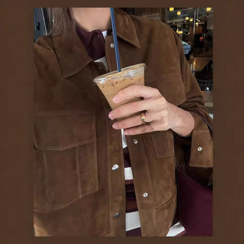 Ladies Elegant Suede Jacket with Practical Pockets and Chic Modern Cut