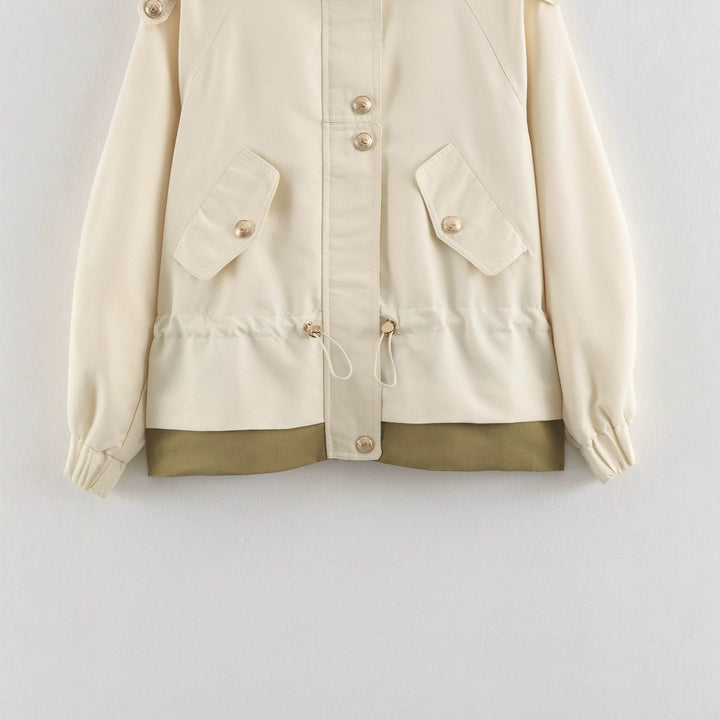 Women's short parka in field style with drawstring, flap pockets and stand-up collar Amarae