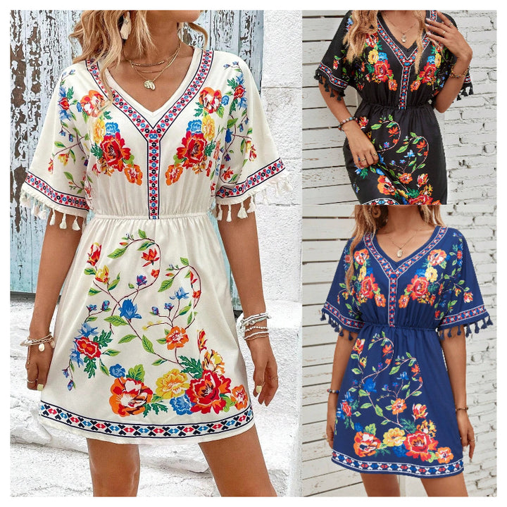 Casual women's dress with a floral design and fringe sleeves Lune London