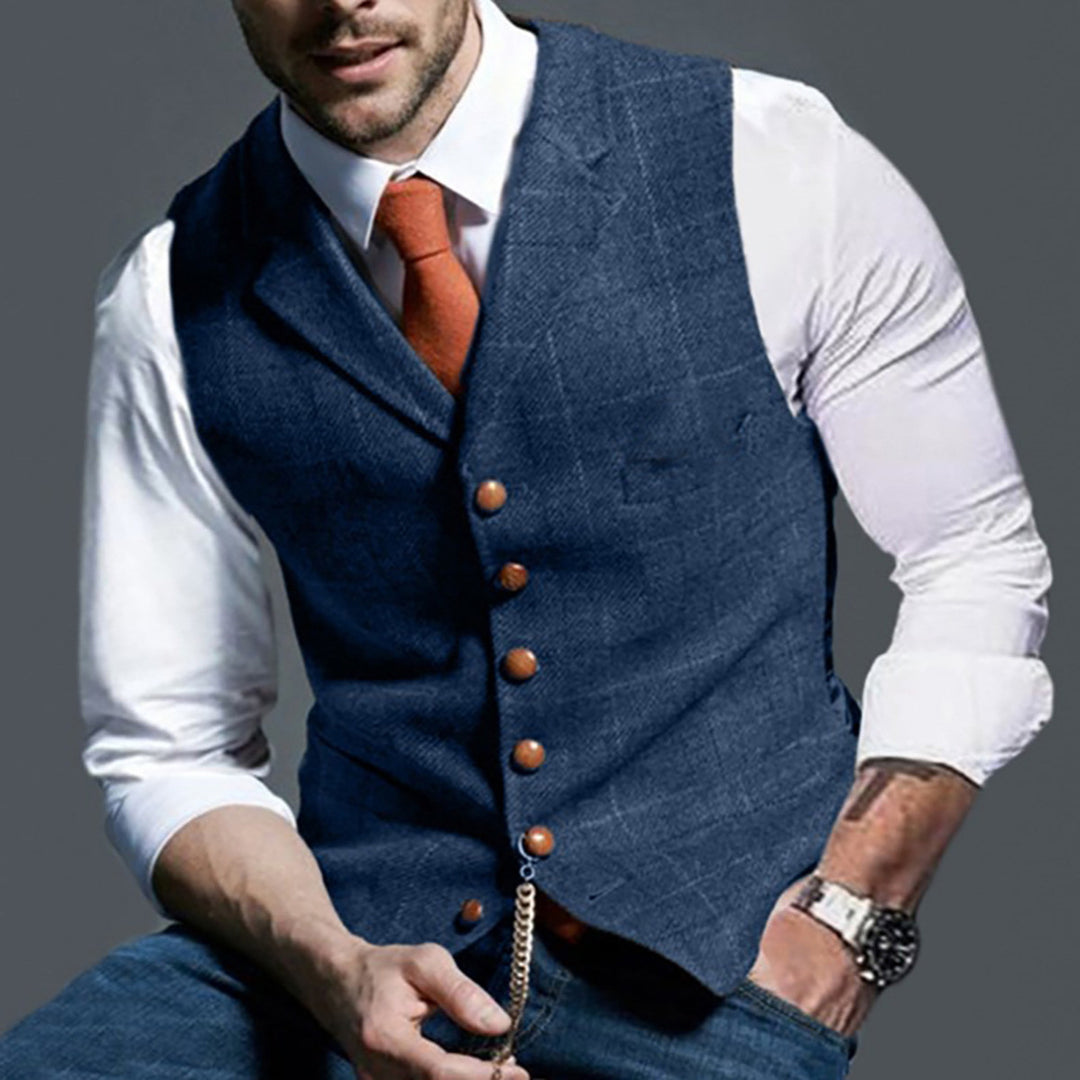 High quality linen gilet for men with individual wooden buttons Lune London