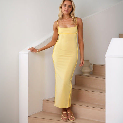 Robe Maxi Couture pour Femmes avec des Bretelles Élégantes et une Coupe Flatteuse pour la Silhouette Chic & Stil