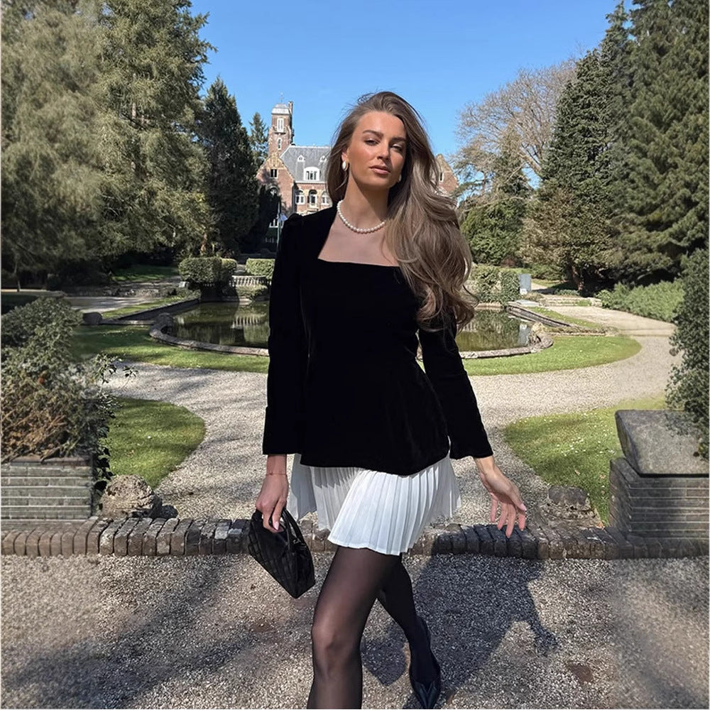 Women's velvet peplum dress with square neckline, sculpted shoulders and pleated mini skirt Amarae