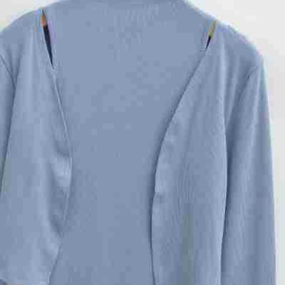 Ladies Figured Close-Fitting Midi Dress with Integrated Bolero and Stand-Up Collar Amarae