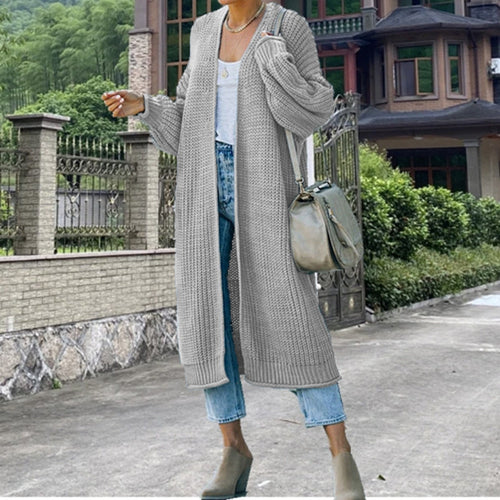 Ladies long cardigan in chunky knit with modern cut and casual chic design