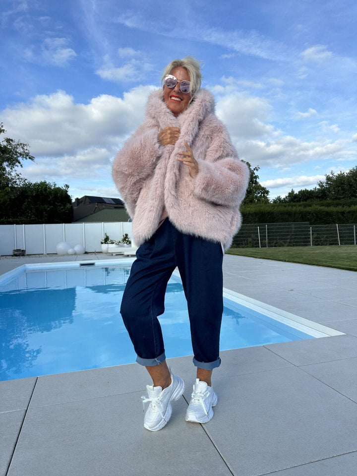 Ladies Cozy Chic and Stylish Faux Fur Coat