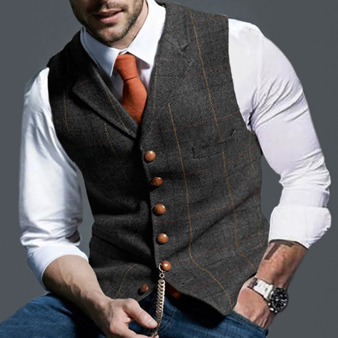 High quality linen gilet for men with individual wooden buttons Lune London