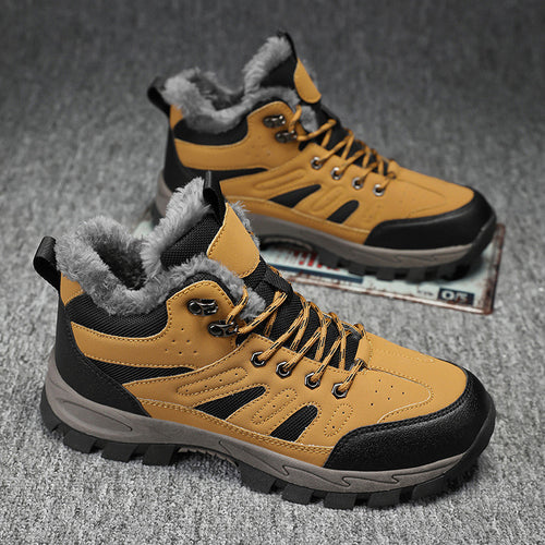 Winter hiking boots for women with insulated sole and warm inner lining Amarae