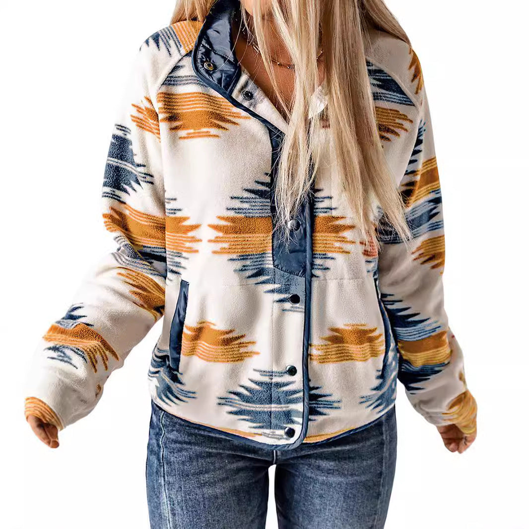 Ladies comfortable fleece jacket with trendy pattern and practical pockets Lune London