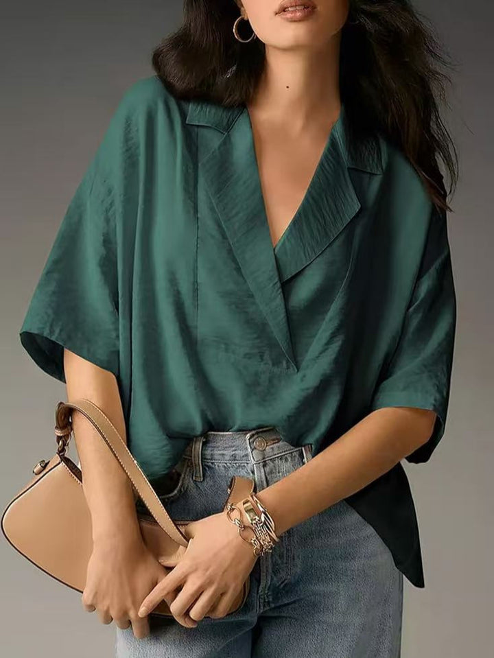Casual silk blouse for women with an elegant fit Lune London