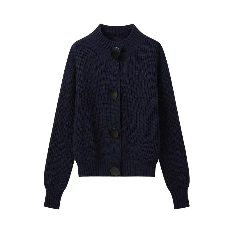 Cardigan pour femmes avec coupe oversized et grands boutons Chic & Stil