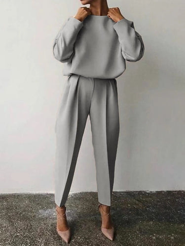 Women Casual Two Piece Set with Loose Fit and Chic Stylish Details