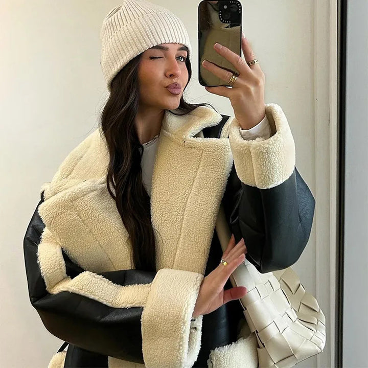 Long trendy coat for women with plush lining Lune London