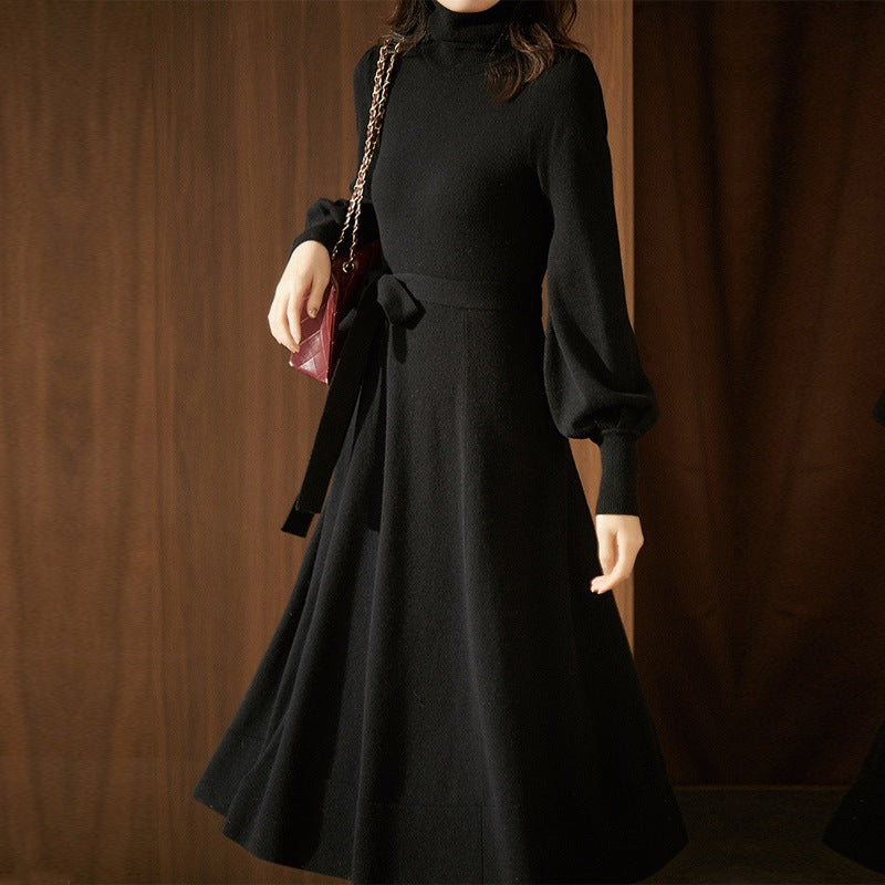 Robe tricotée pour femmes avec col montant et ceinture ajustée Chic & Stil