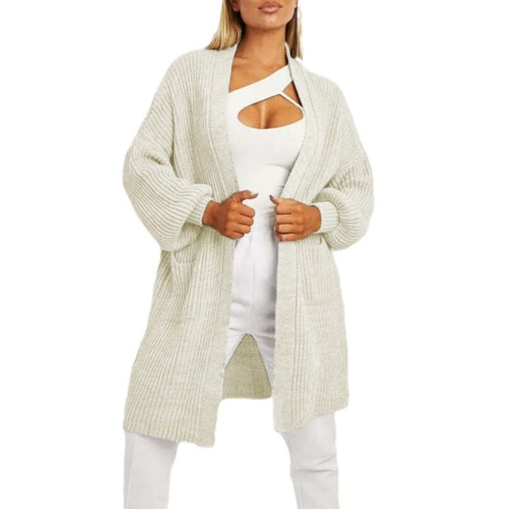 Thick knit cardigan for women with a relaxed fit and practical pockets Lune Londonl
