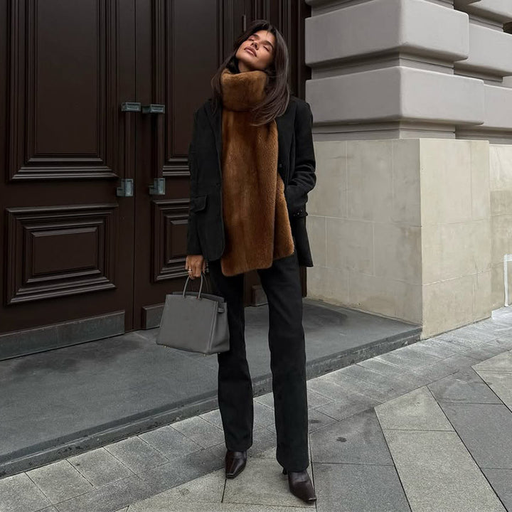 Faux fur scarf for women with practical wrapping technique Lune London