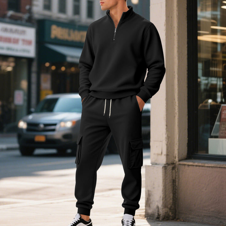 Sport leisure set for men with high collar and practical cargo pockets Lune London
