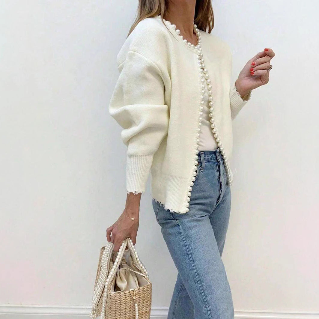 Cardigan pour femmes avec accents en perles et coupe décontractée Chic & Stil