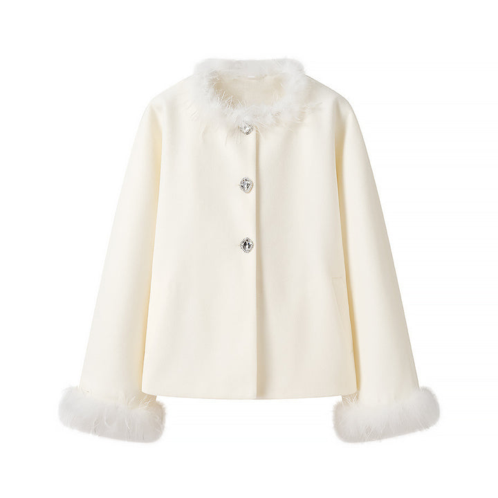 Veste courte pour femmes avec col en fausse fourrure décoratif et détails de boutons Chic & Stil