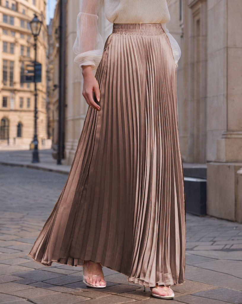 Pleated maxi skirt for women with elastic waist and flowy cut Lune London