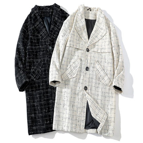Women checked coat trendy with an elegant cut Amarae