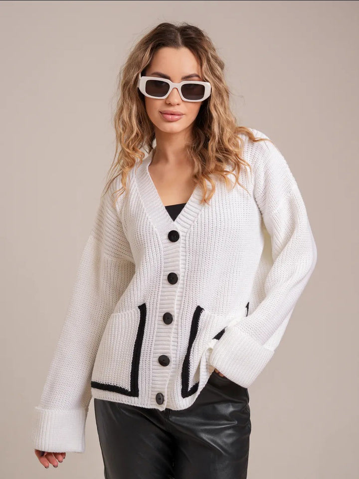 Cardigan femme avec poches profondes et coupe décontractée Chic & Stil