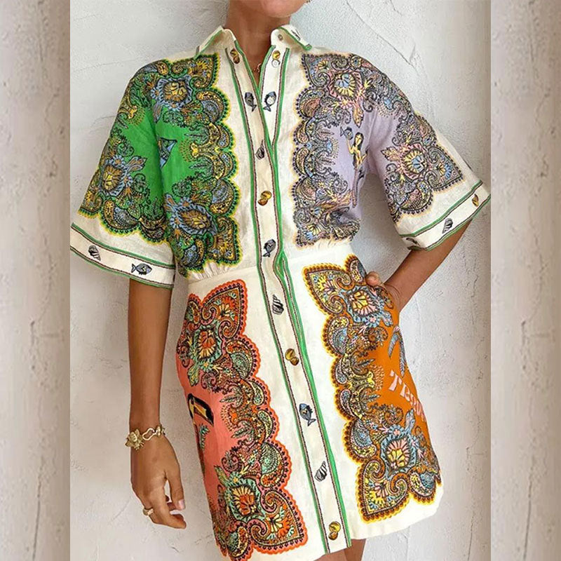 Robe chemise pour femmes avec motif floral et boutons Chic & Stil
