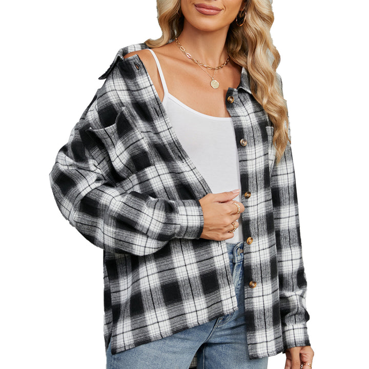 Plaid overshirt jacket for women with a relaxed fit and practical pockets Lune London
