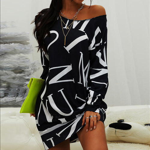 Oversized long sleeve t-shirt for women with modern print and elastic belt Amarae