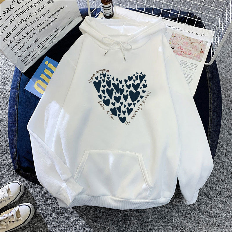 Women's hoodie with creative heart design Chic & Stil