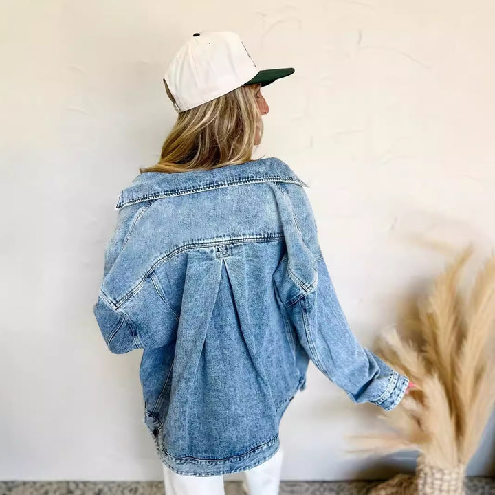Veste en denim décontractée pour femmes coupe oversized avec poches pratiques Chic & Stil