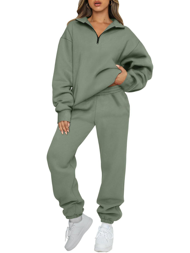 Lune London women's sporty zip sweater and jogger pants set