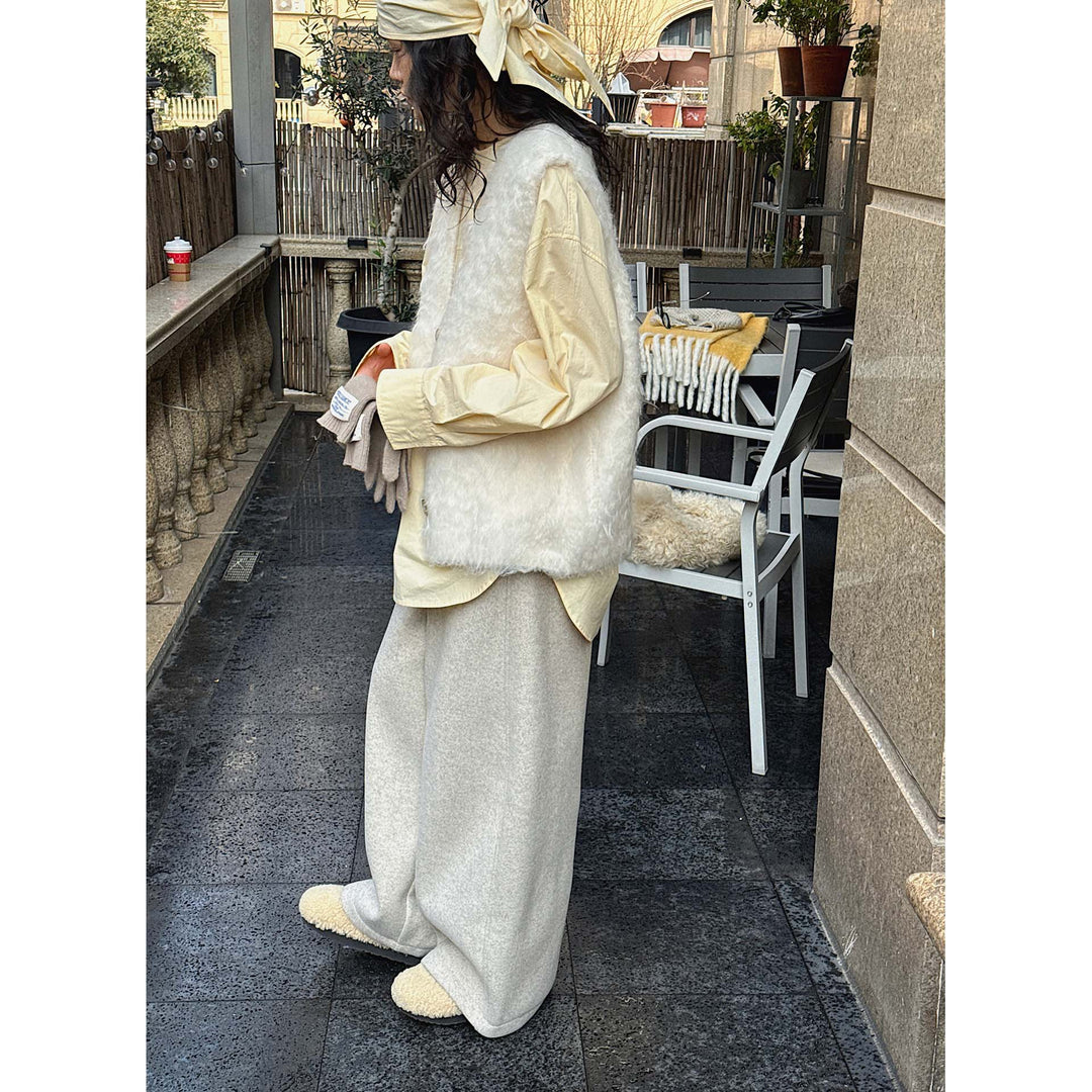 Women's Fluffy Sleeveless Mohair-Style Vest with Oversized Silhouette Amarae