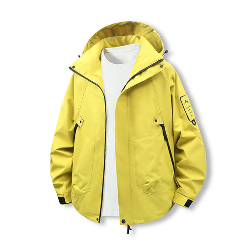 Functional technical jacket for women with innovative climate protection Amarae