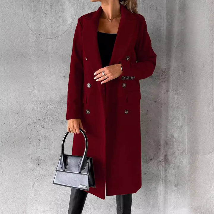 Elegant double-breasted coat for women with side pockets and slim fit Lune London