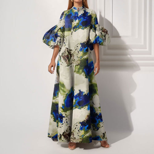 Robe maxi pour femmes avec des manches bouffantes volumineuses et un design coloré complexe Chic & Stil