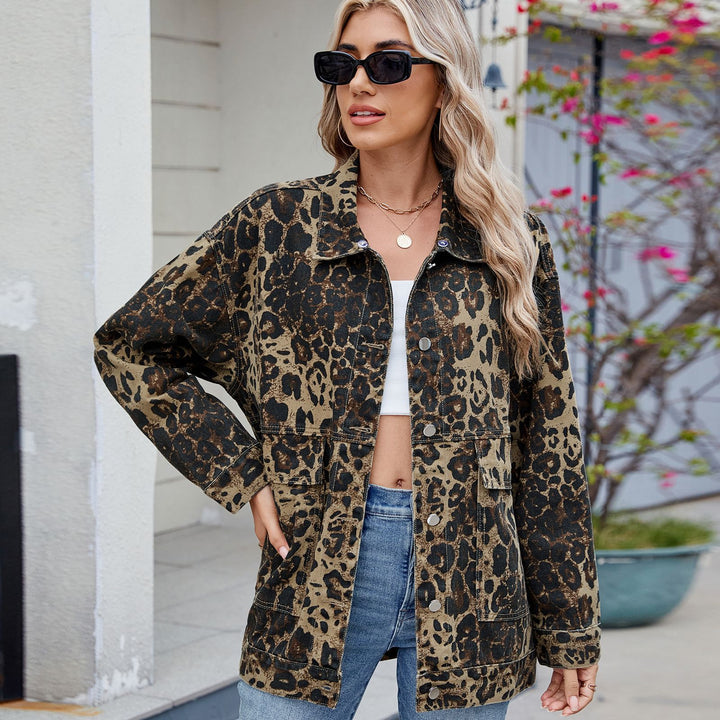 Oversized denim jacket for women with a modern leopard design and a casual fit Lune London