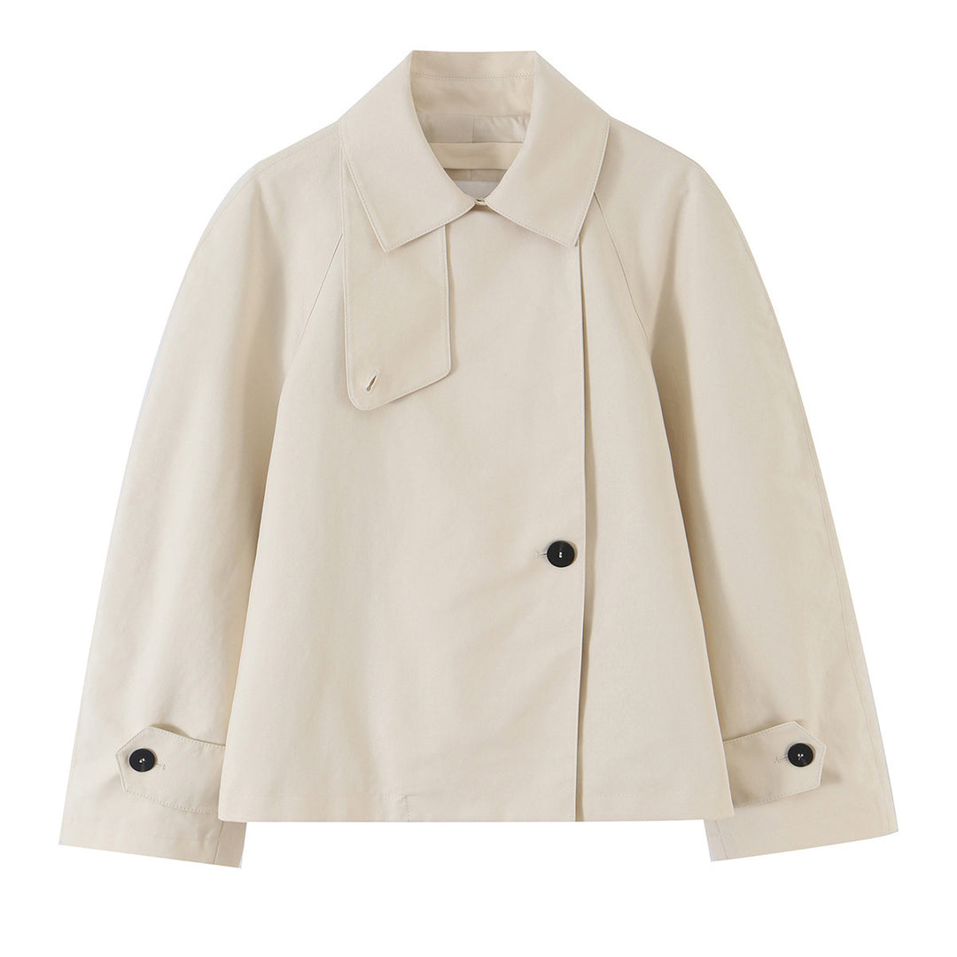 Ladies short jacket in boxy cut with concealed button placket and shirt collar Amarae