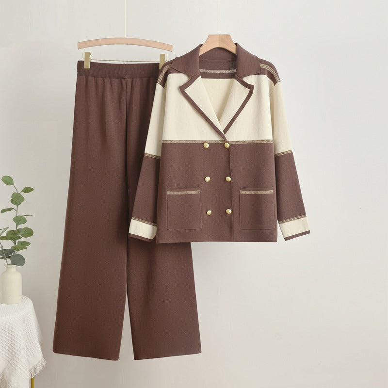 Elegant and comfortable leisure set for women with double row of buttons Lune London