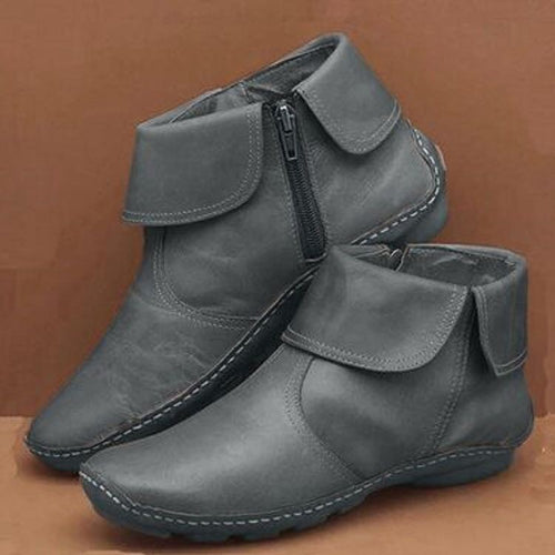 Elegant Chelsea boots for women in high-quality leather with side zipper Amarae