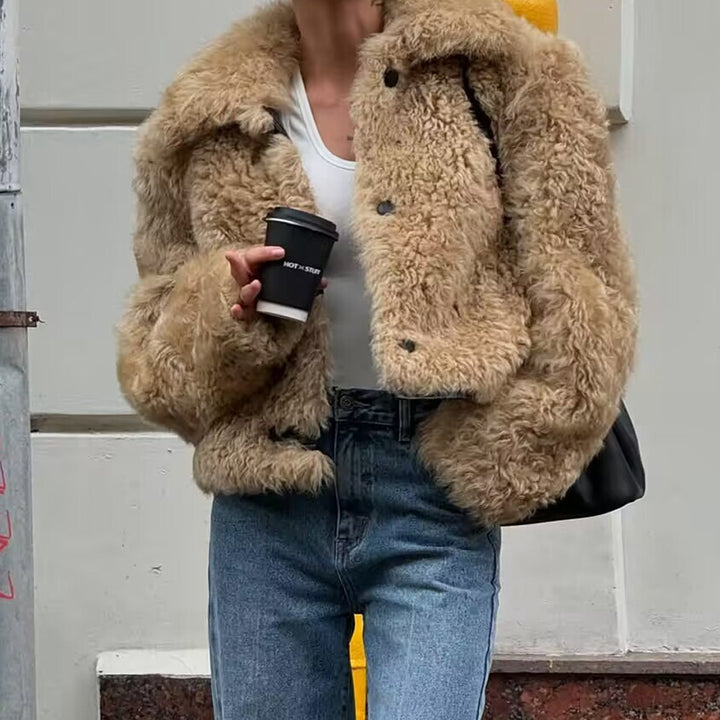 Ladies faux fur coat Lune London