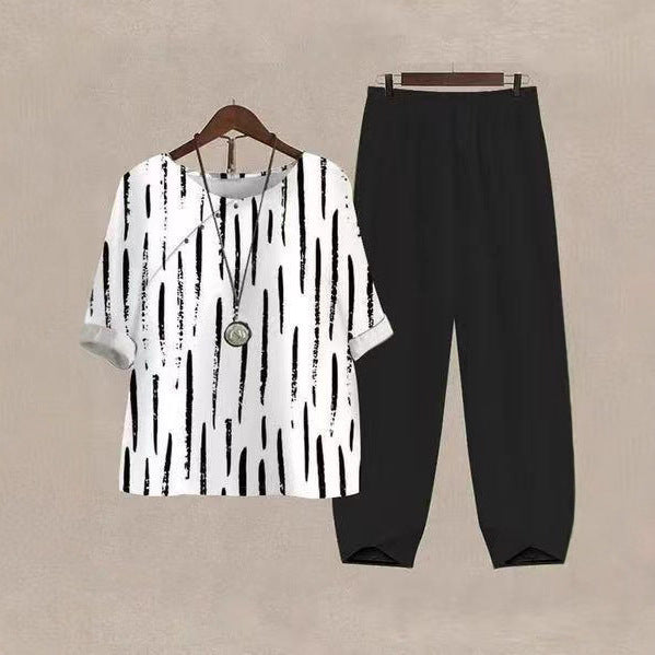 Ensemble de loisirs décontracté pour femmes avec haut rayé créatif et pantalon confortable Chic & Stil