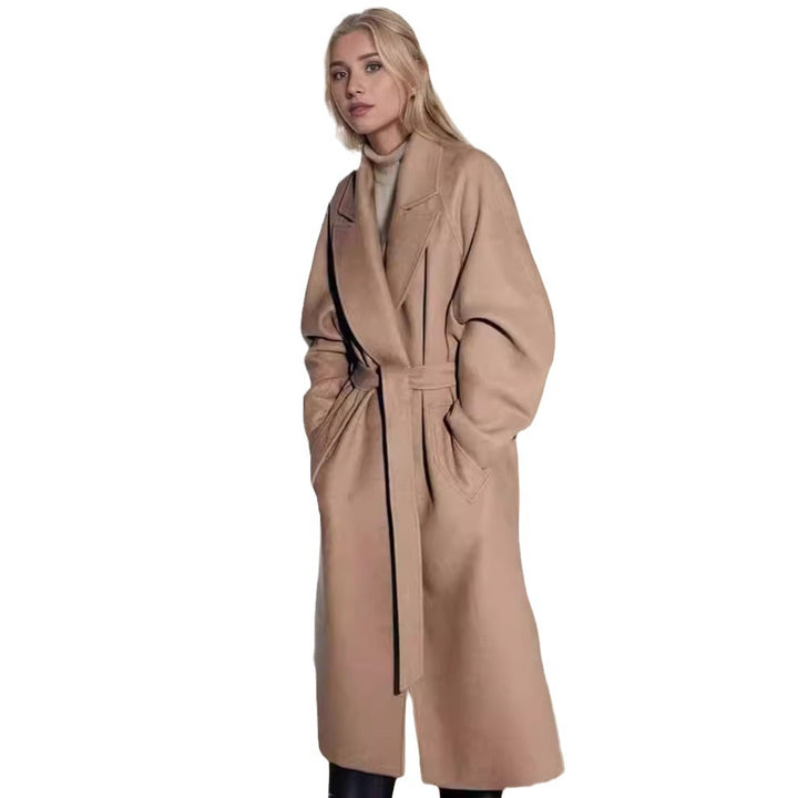 Ladies elegant duster coat with spacious pockets and modern cut Amarae