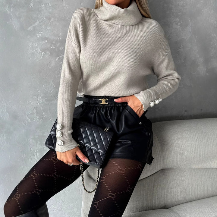 Pull à col roulé de haute qualité pour femmes avec des détails de boutons élégants Chic & Stil