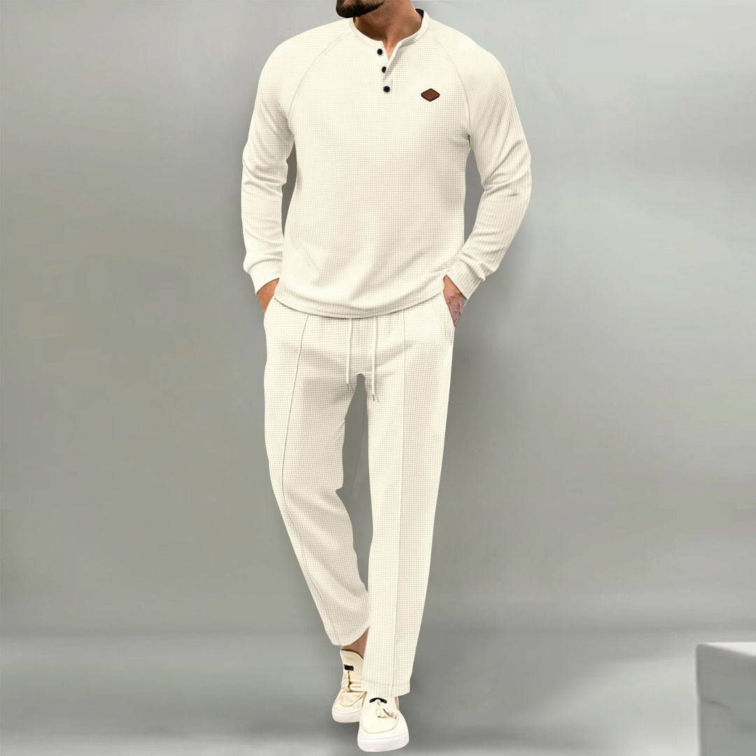 High-quality leisure suit for men with button placket and stylish pockets Lune London